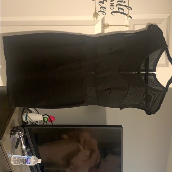 Black dress - Picture 1 of 3